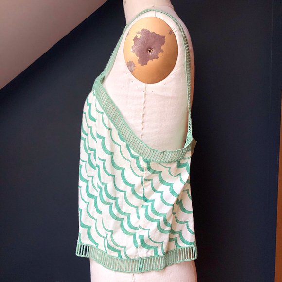 Anthropologie PRINTED TANK WITH TRIM - Picture 2 of 3